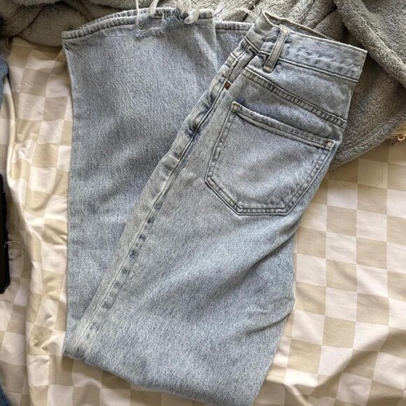 Women's Blue Jeans - Picture 3 of 6